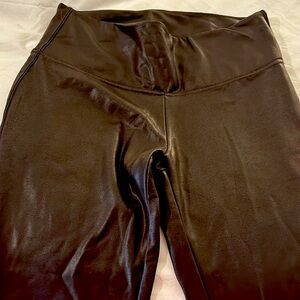 NWT Time and Tru Faux Leather leggings. Large